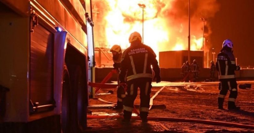 İran, Bahreyn'de yakıt tanklarını vurdu