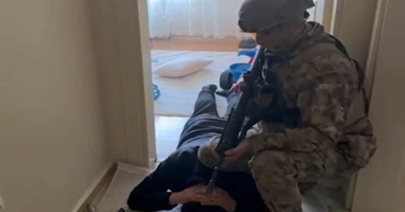 Sivas'ta firari 2 hükümlü PÖH destekli operasyonla yakalandı