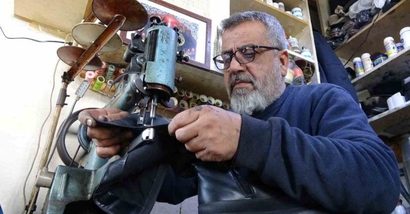 Babadan oğula ayakkabı tamirciliği