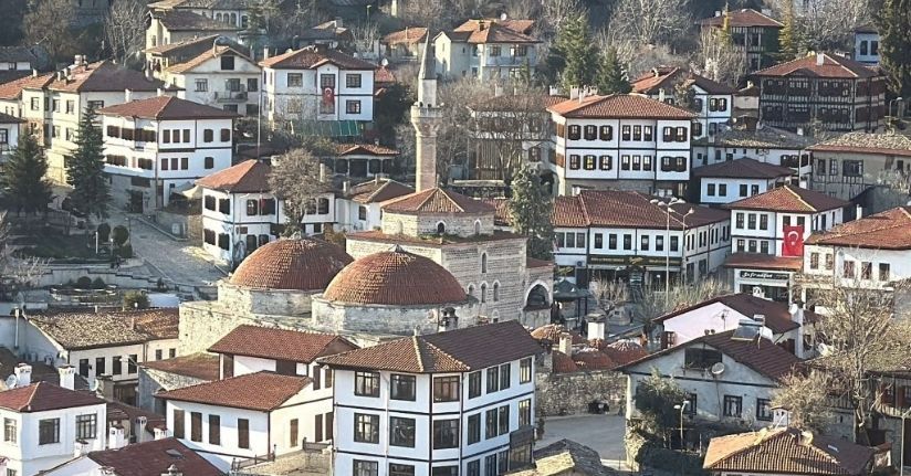 Tarihi kent Safranbolu’da bayram yoğunluğu