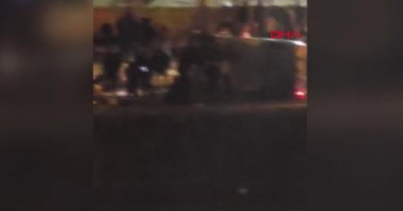 Ankara'da otomobille çarpışan minibüs devrildi: 2 ölü, 12 yaralı