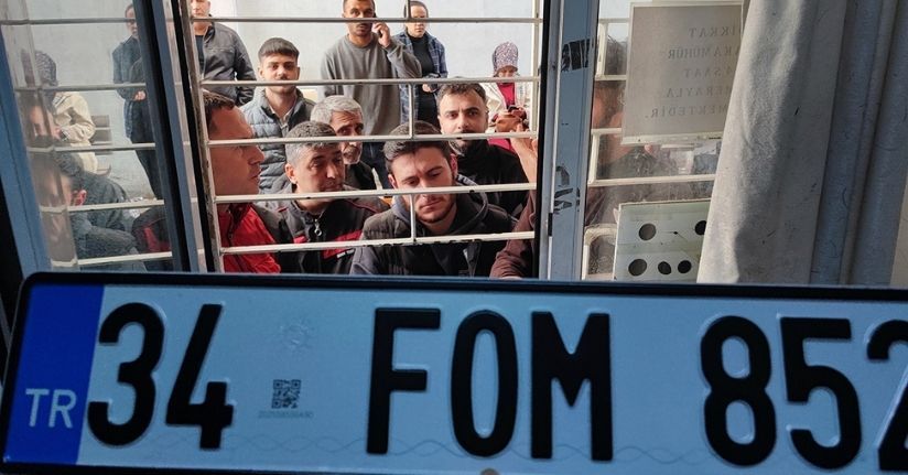 Vatandaş eski plakasını da APP diye değiştirmek istiyor