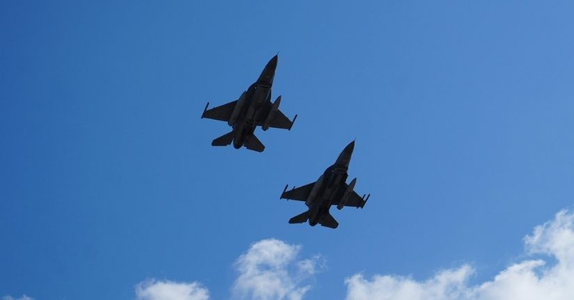 Edirne semalarında F-16 ve Akıncı’dan prova uçuşu