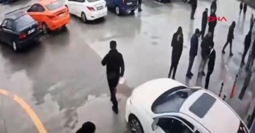  Araç muayene istasyonunda polisin hayatını kaybettiği kavgada, 4 kişiye 14'er yıl hapis istemi