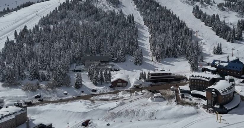 Uludağ’da sezon uzadı nisan ayıyla 2 metre kar var
