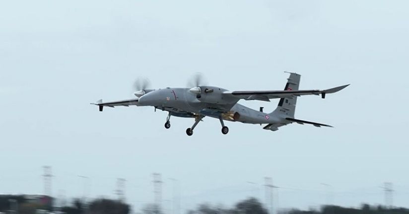 Bayraktar AKINCI TİHA, Kanatlı Güdüm Kiti 82 ile atış gerçekleştirdi