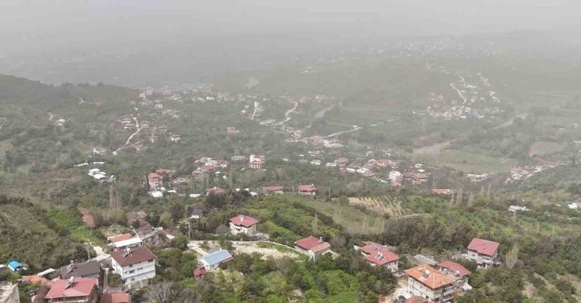 Hatay’da çöl tozu etkisini sürdürüyor