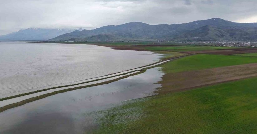 Aynı nokta, 7 yıl arayla: 2019’da kurudu, 2026’da sular altında kaldı