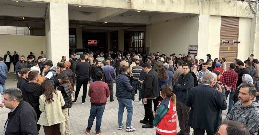 Kahramanmaraş’ta saldırıda hayatını kaybedenlerin cenazesi için bekleyiş devam ediyor