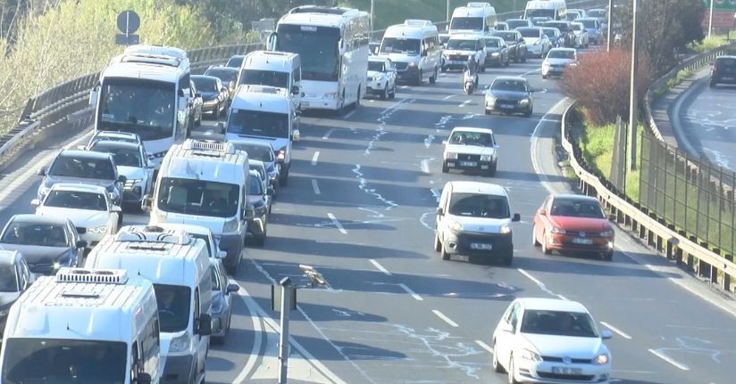 İstanbul'da haftanın ilk iş gününde trafik yoğunluğu