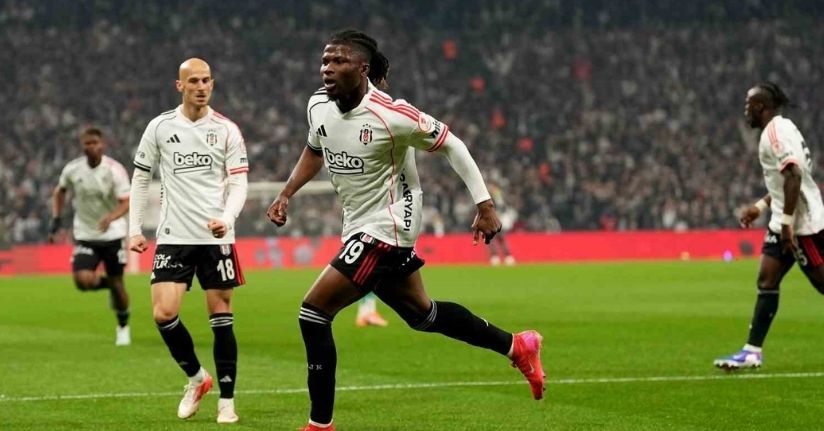 El Bilal Toure 3 ay sonra golle tanıştı