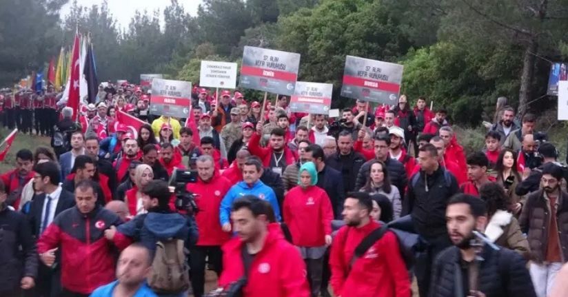 Çanakkale'de '57’nci Alay Vefa Yürüyüşü' düzenlendi