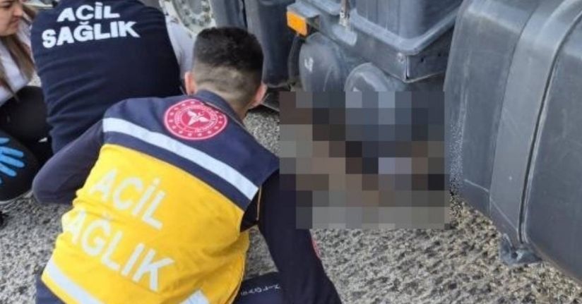 Kamyonun altında kalarak ezilen motosikletin sürücüsü hayatını kaybetti