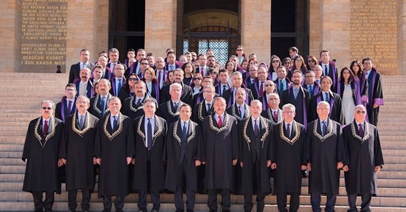 Anayasa Mahkemesi heyeti Anıtkabir’i ziyaret etti