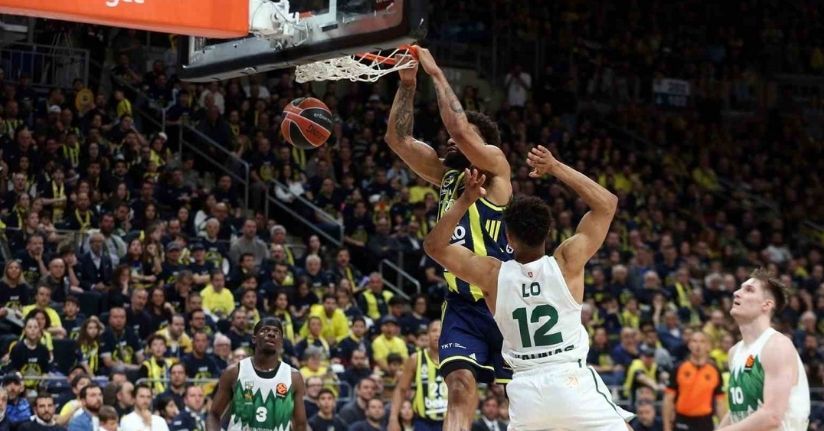 Fenerbahçe seride 2-0 öne geçti