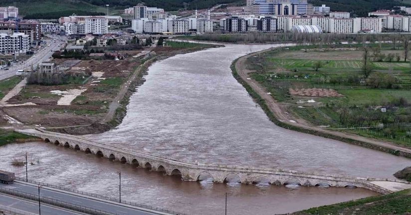 Türkiye’nin en uzun nehrindeki 1 yıllık değişim görüntülendi