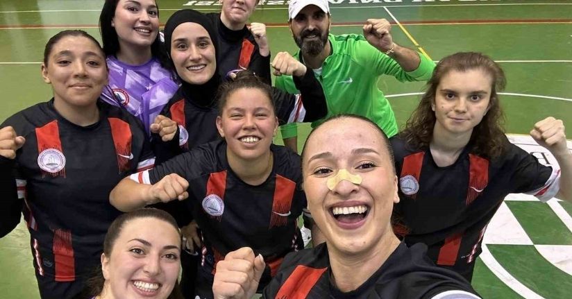 BEUN’dan tarihi başarı: Kadın Salon Futbol Takımı adını ilk kez Süper Lig’e yazdırdı