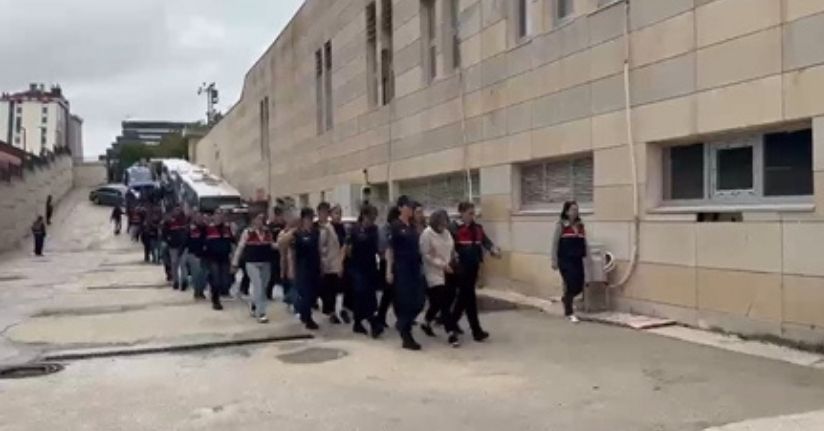 Yoğun bakım usulsüzlüğü operasyonunda 19 şüpheli adliyede
