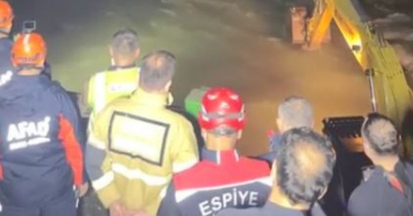 Derede balık avlarken akıntıya kapılıp, kaybolan yeğenin cansız bedenine ulaşıldı; amca aranıyo