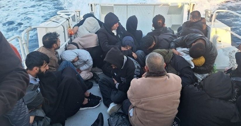 Çanakkale’de mobil radarın tespit ettiği 31 kaçak göçmen yakalandı