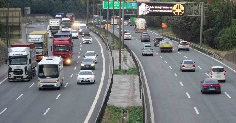Kocaeli’de bayram trafik tedbirleri kapsamında ağır vasıta geçişlerine kısıtlama