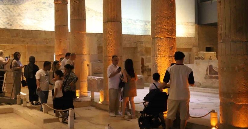Zeugma Mozaik Müzesi bayramda ziyaretçi akınına uğradı