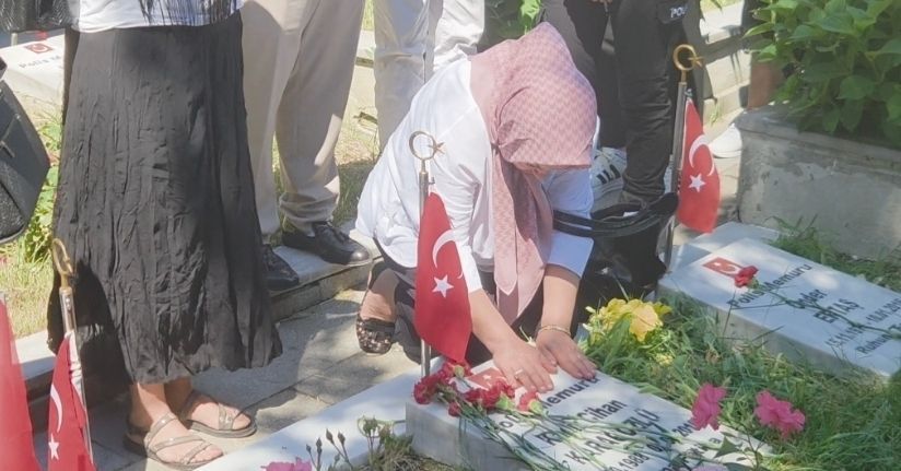 Vezneciler şehitleri terör saldırısının 10'uncu yılında anıldı 