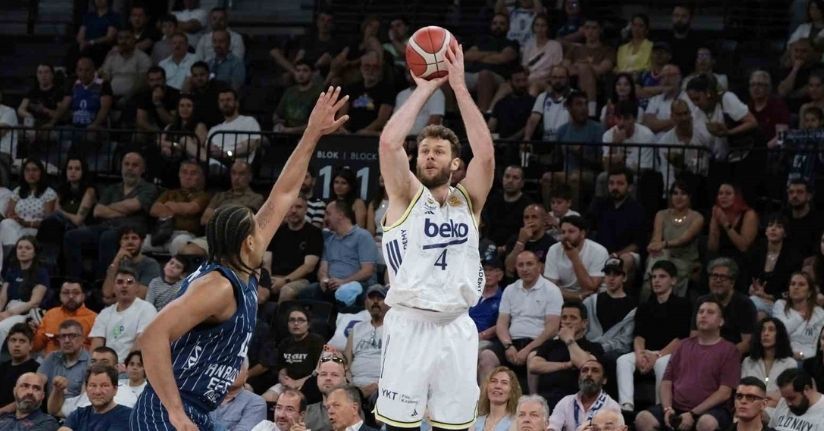 Fenerbahçe Beko finalde