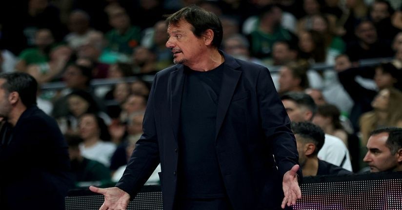 Ergin Ataman, Olimpiakos taraftarına cevap verdi