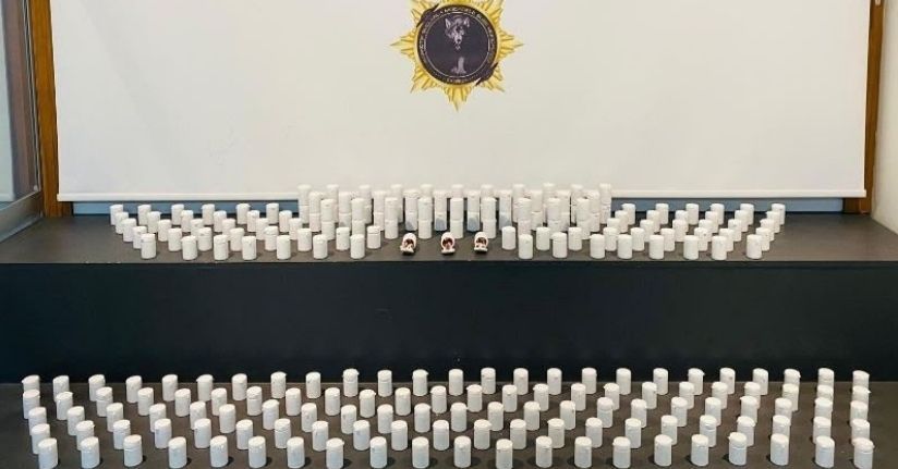 İş yerine narkotik baskını: 11 bin 650 sentetik ecza ele geçirildi