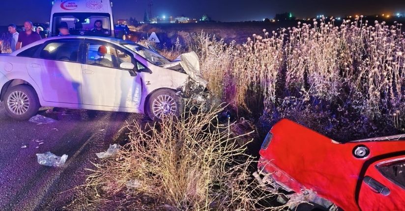 Mardin'de otomobiller çarpıştı: 1 ölü, 4 yaralı