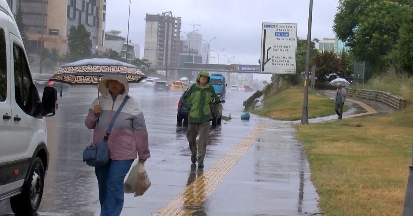 İstanbul'da sağanak etkili oldu