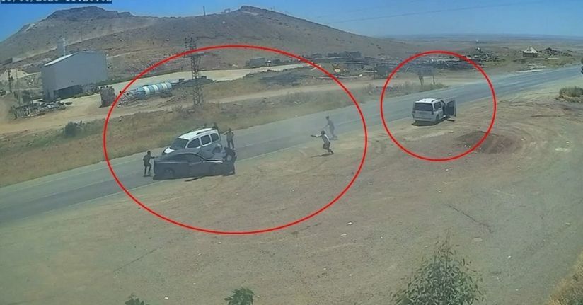5 kişinin yaralandığı silahlı kavga kamerada