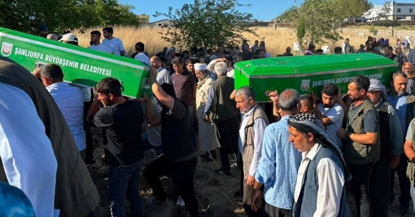 Karaman’daki kazada ölen 3 kardeş Siverek’te yan yana toprağa verildi