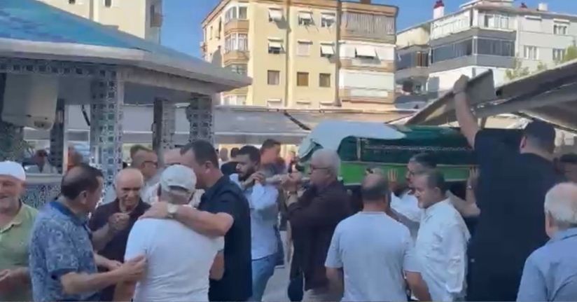 İş ortağını öldürüp intihar eden galerici toprağa verildi