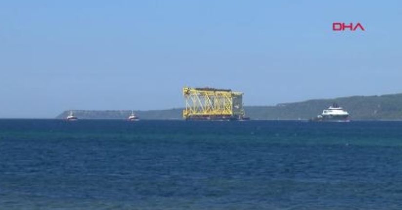350 metrelik sondaj platform iskelesi Çanakkale Boğazı'nda