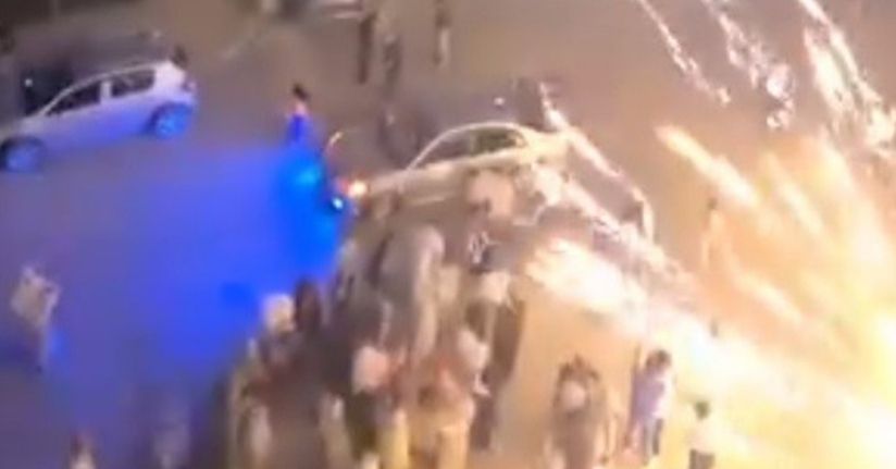İzmir’de nişan kutlamasında büyük panik: Havai fişek kalabalığın üzerine patladı