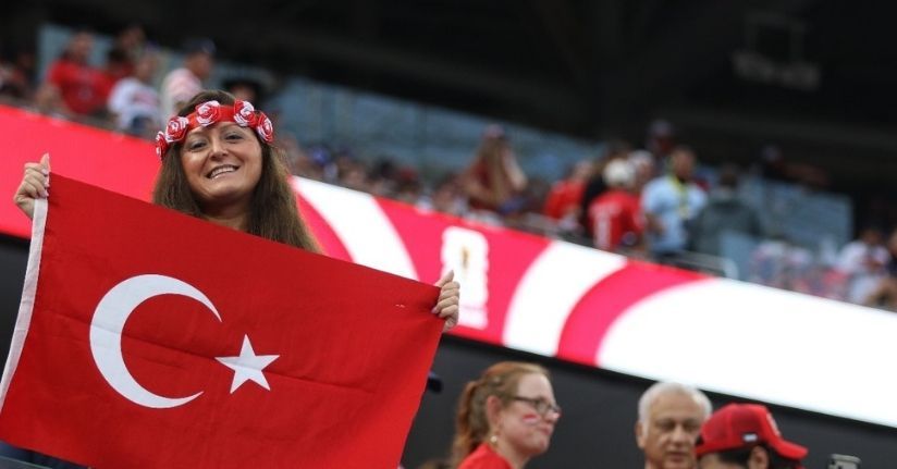 Türkiye - ABD maçını stadyumda 70 bin 492 taraftar takip etti