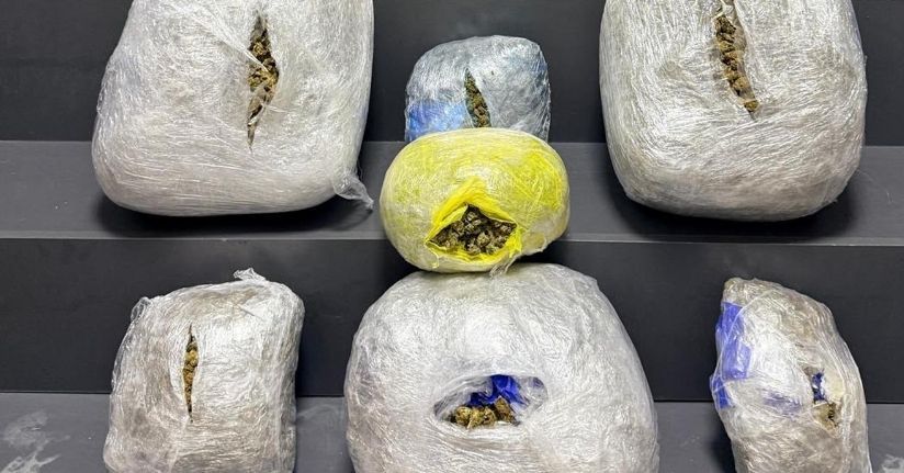 İzmir'de 15 kilo skunk ele geçirildi: 3 tutuklama