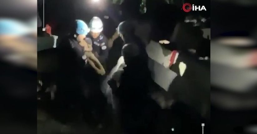 Venezuela'da 6 gün sonra 3 yaşındaki çocuk enkazdan sağ çıkarıldı