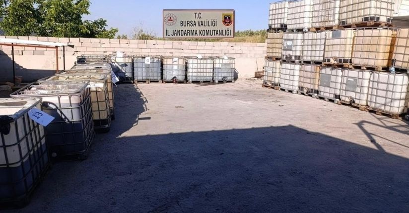 10 milyon TL’lik kaçak akaryakıtı piyasaya sürmeye hazırlanan 5 şüpheli gözaltına alındı