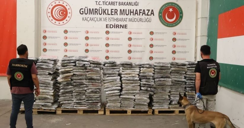 Kapıkule'de 1 ton 153 kilo uyuşturucu ele geçirildi