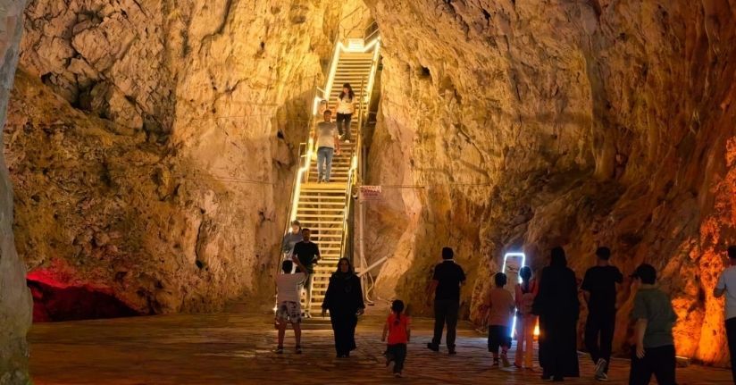 Oylat Mağarası, dört mevsim sabit sıcaklığıyla ilgi görüyor