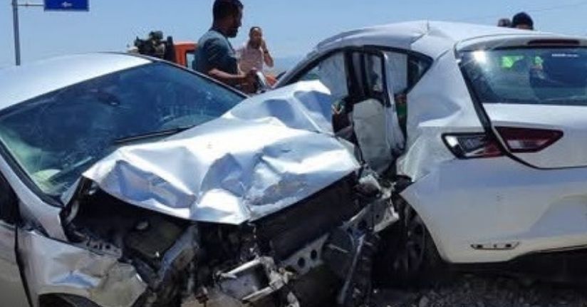 Kayseri’de otomobiller çarpıştı: 2 ölü, 9 yaralı