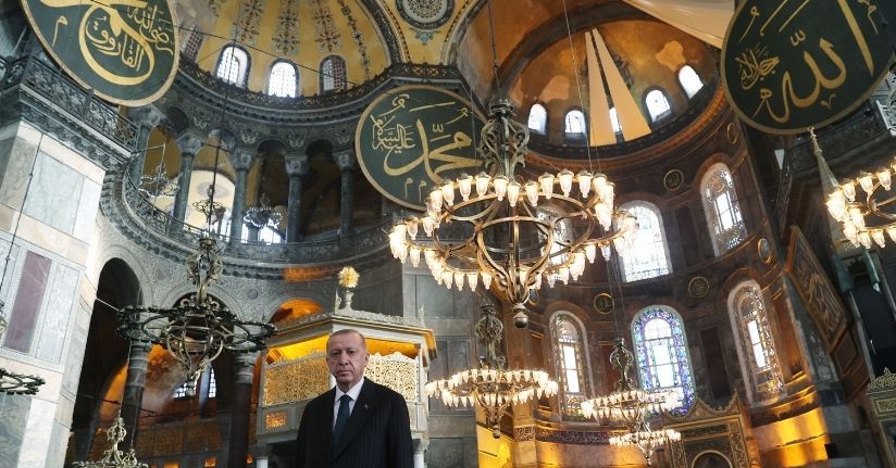 Cumhurbaşkanı Erdoğan’dan Ayasofya mesajı: Ayasofya yalnızca bir ibadet mekanı değildir