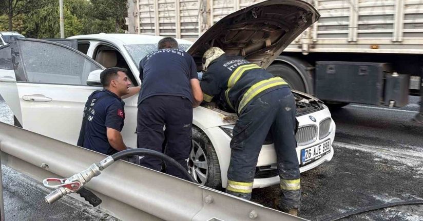 Sanayiden 10 dakika önce aldığı otomobili yandı