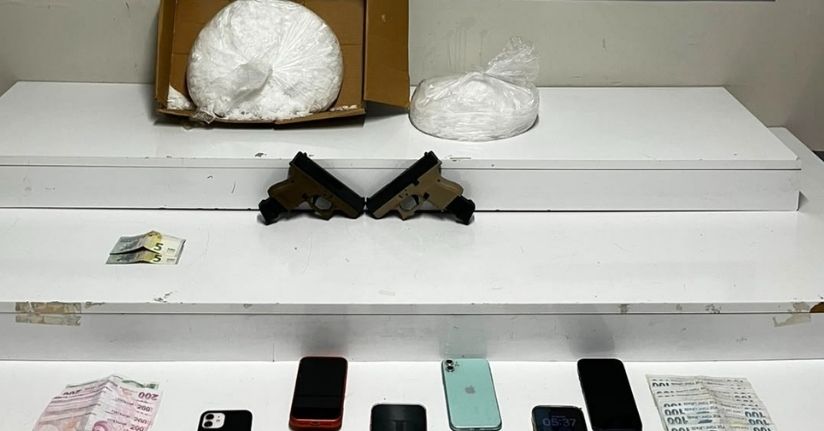 Esenyurt'ta uyuşturucu operasyonu: 5 kilo 252 gram metamfetamin ele geçirildi