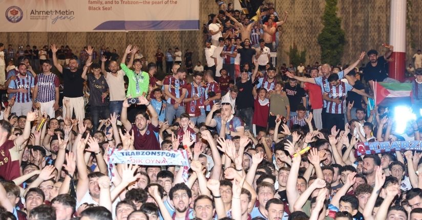 Trabzon’da Salah’a coşkulu karşılama 