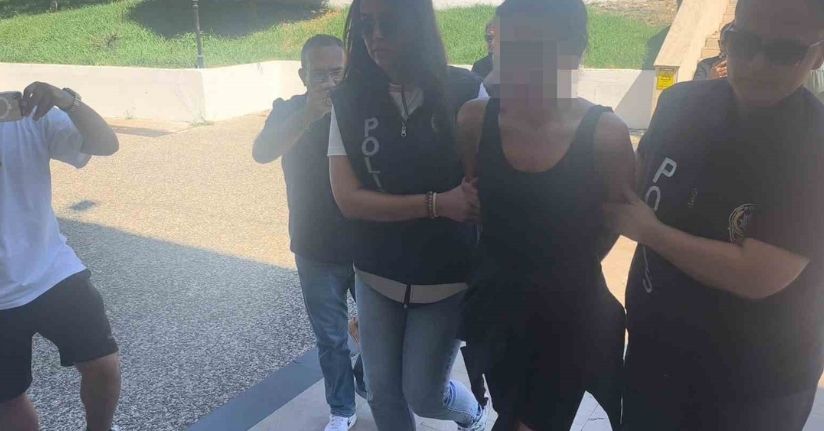 Türk bayrağını yakan şüpheli adliyeye sevk edildi