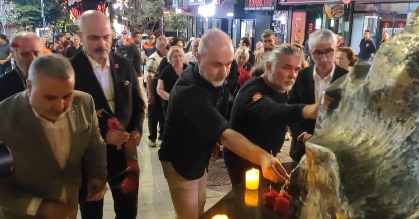 Avcılar’da 17 Ağustos Depremi’nde yaşamını yitirenler anıldı